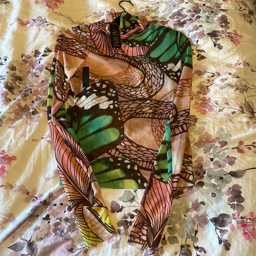 AFRM Top Size Medium